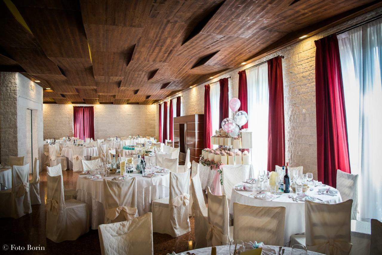 Hotel Piccolo Mondo à Zovencedo Extérieur photo